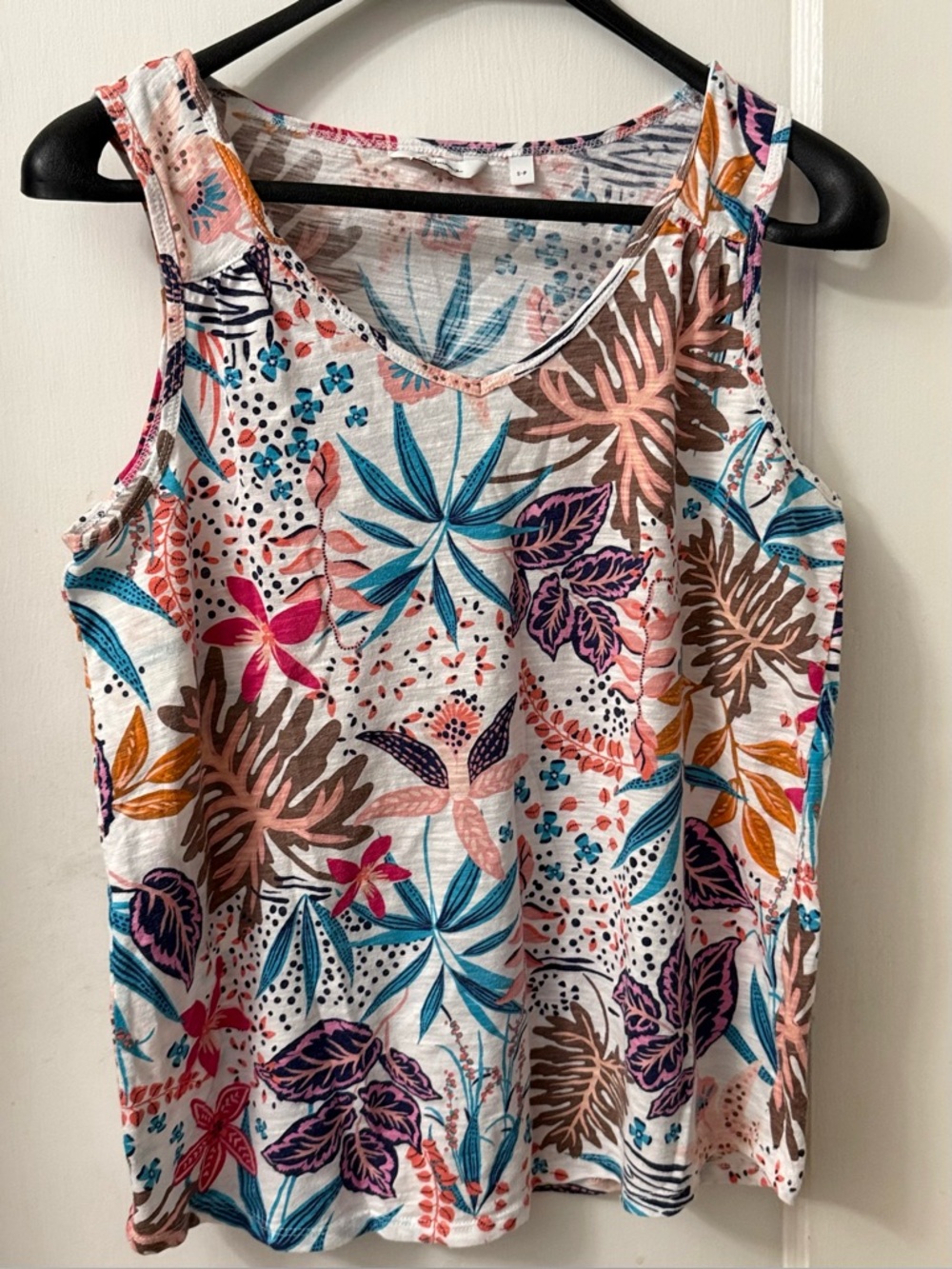 REITMAN’S FLORAL LEAF PATTERN TANK TOP - Picture 7 of 7